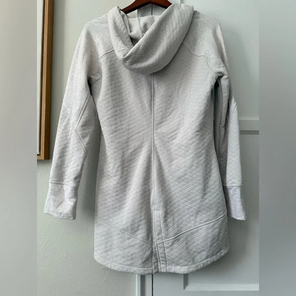 The North Face Women's Cream Jacket - Picture 3 of 5